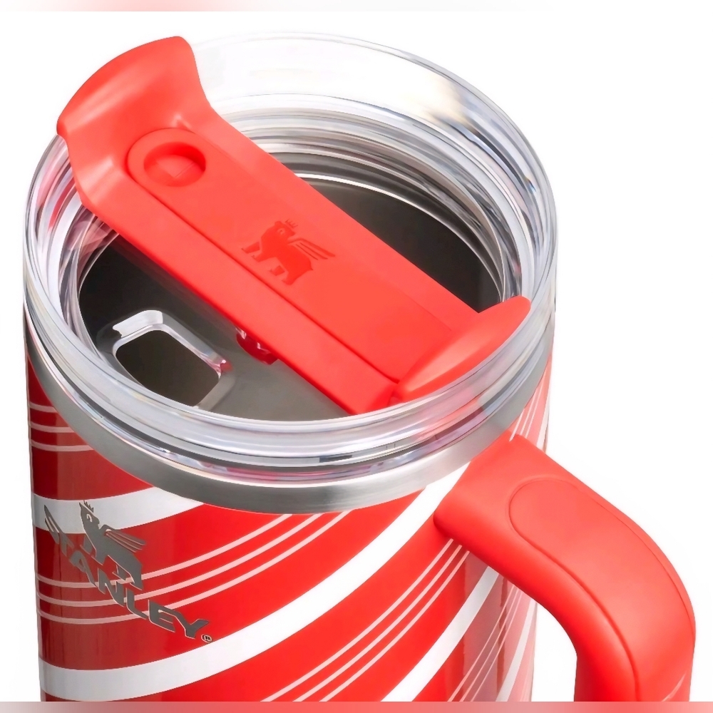 **NEW** Stanley 40 oz Tumbler CANDY CANE TWIST, Target Limited Holiday Exclusive - Picture 3 of 3